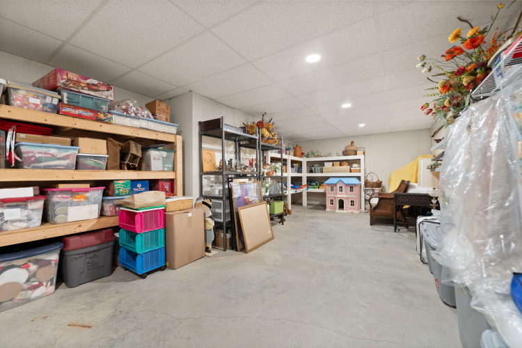 Listing Image 111