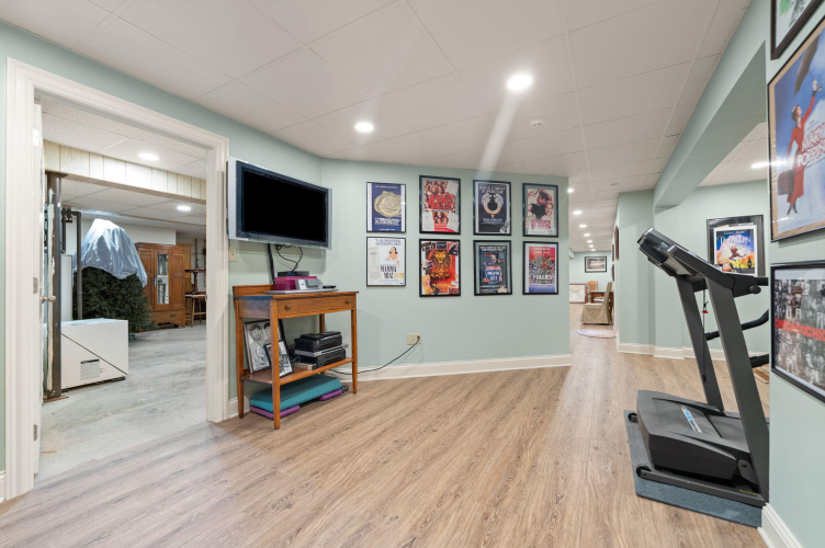 Listing Image 119