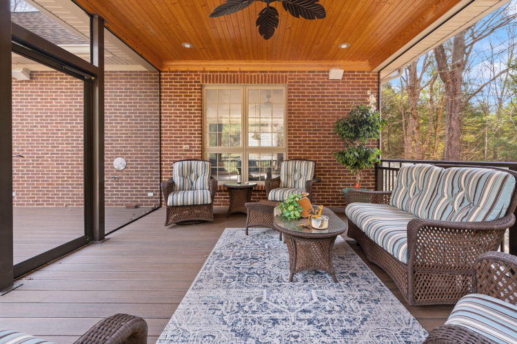 Listing Image 130