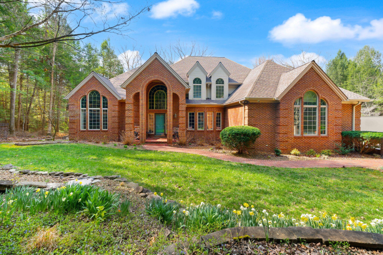 Listing Image 156