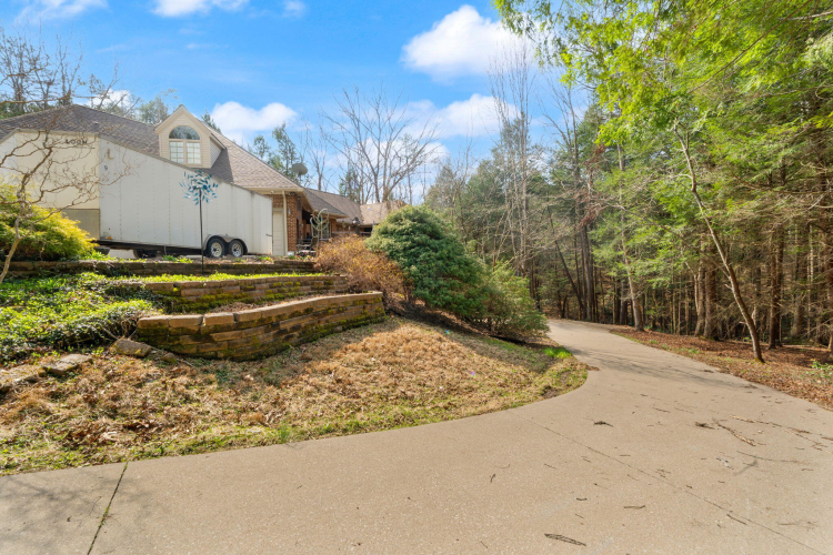 Listing Image 162