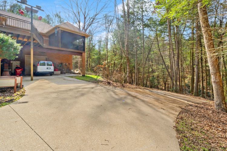 Listing Image 163