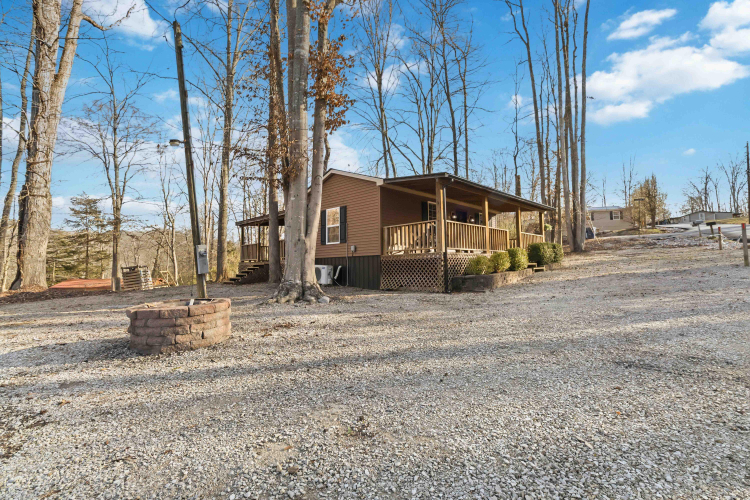 Listing Image 4