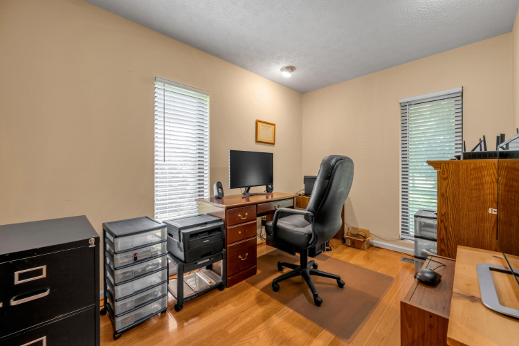 Listing Image 54