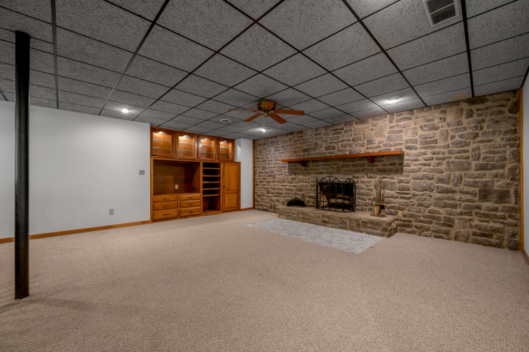 Listing Image 62