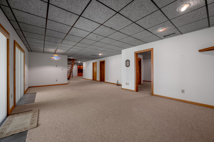 Listing Image 68