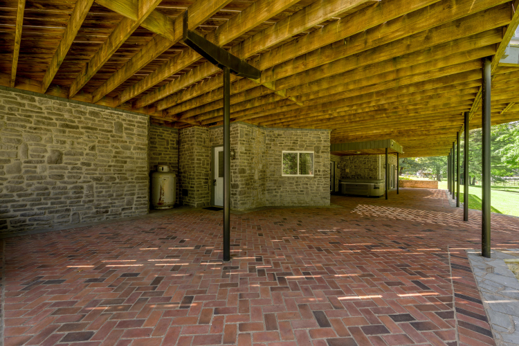 Listing Image 74