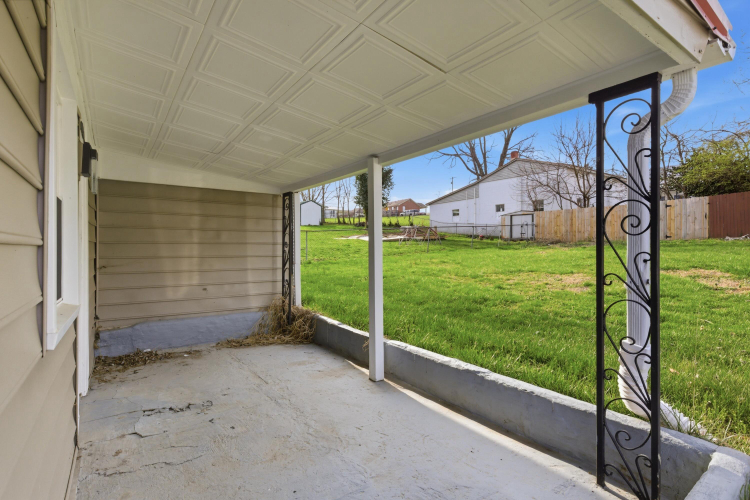 Listing Image 18