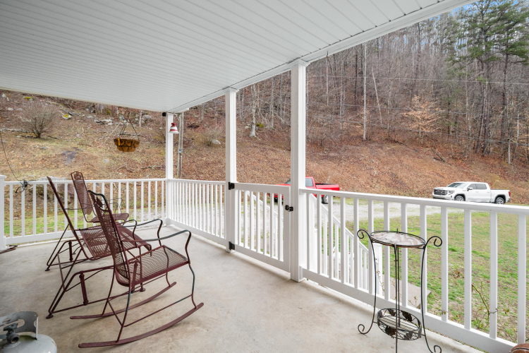 Listing Image 16