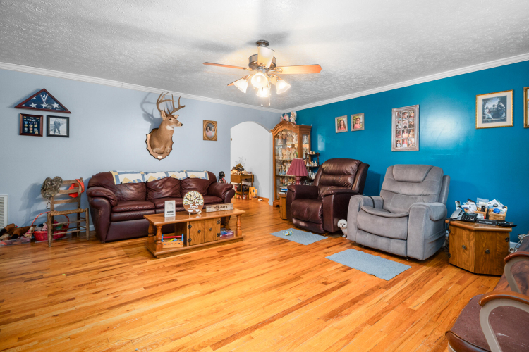 Listing Image 20