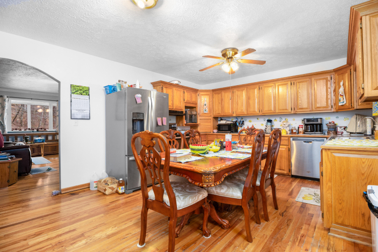 Listing Image 32