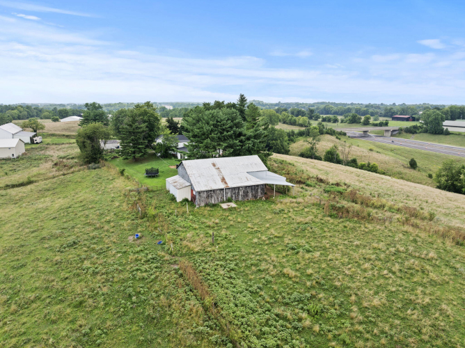 Listing Image 10