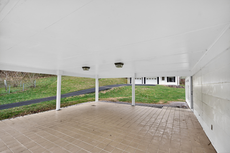 Listing Image 25