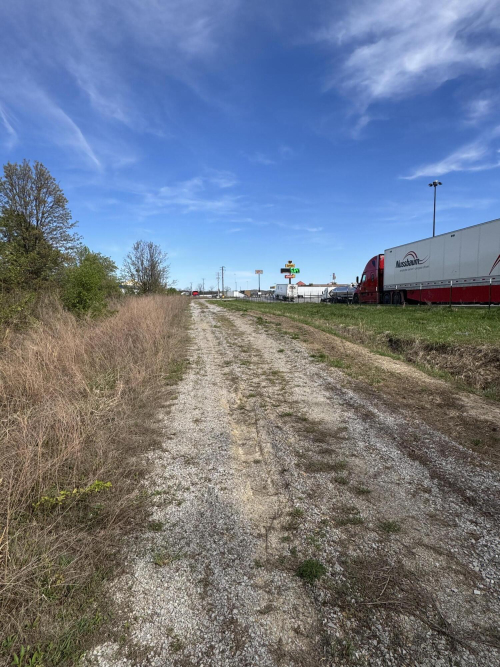 Listing Image 18