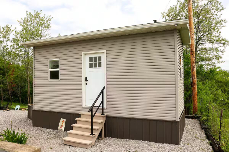 Listing Image 11