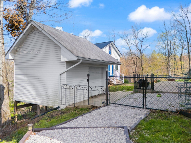 Listing Image 55