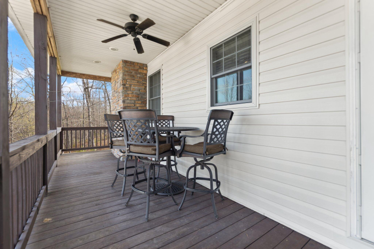 Listing Image 8