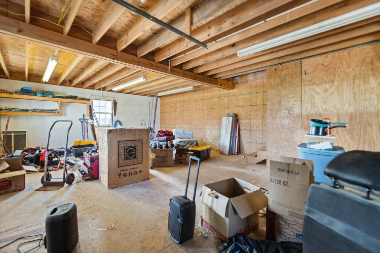 Listing Image 75