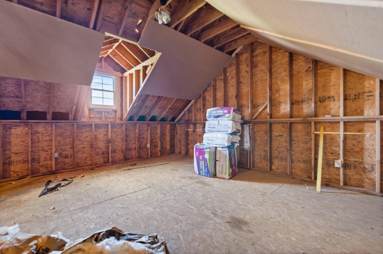 Listing Image 80