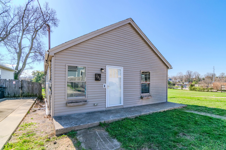 Listing Image 24