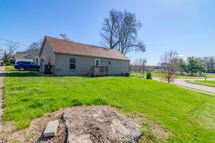 Listing Image 32