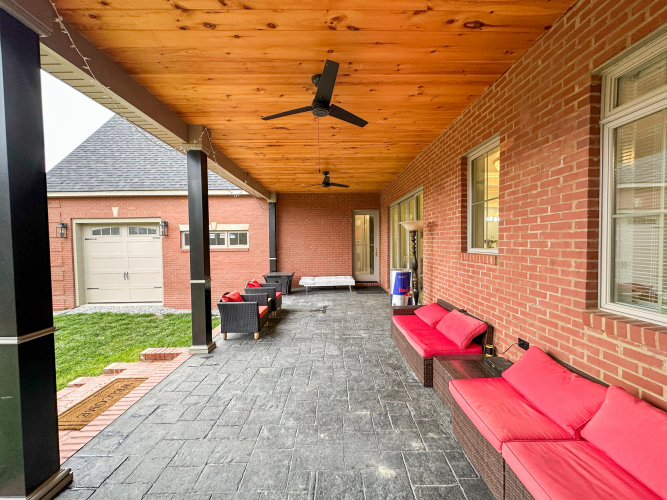 Listing Image 48