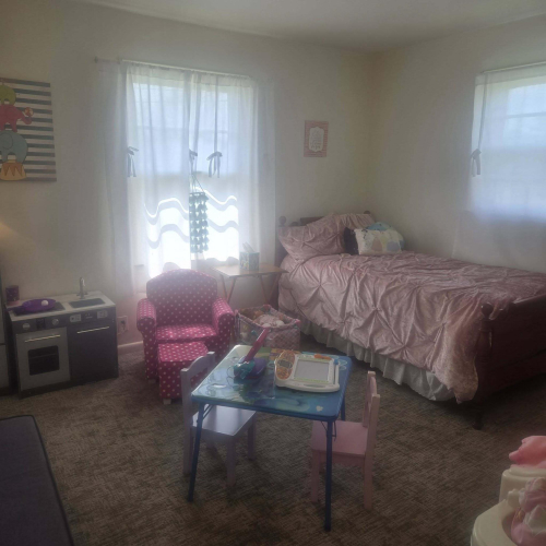 Listing Image 11