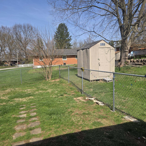 Listing Image 17