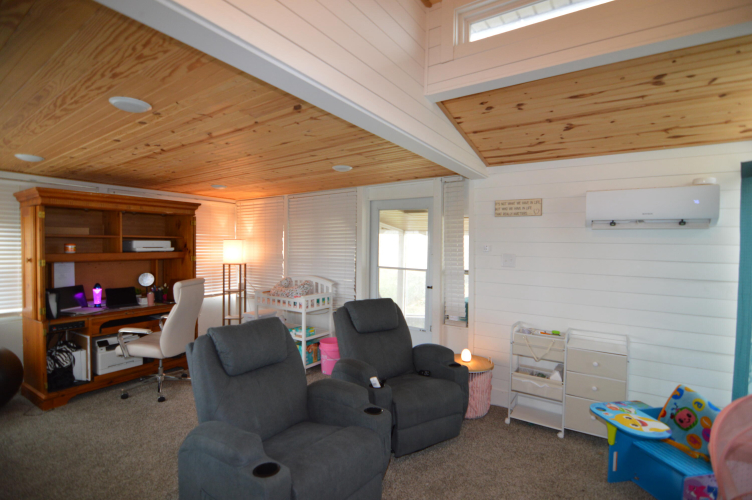 Listing Image 24