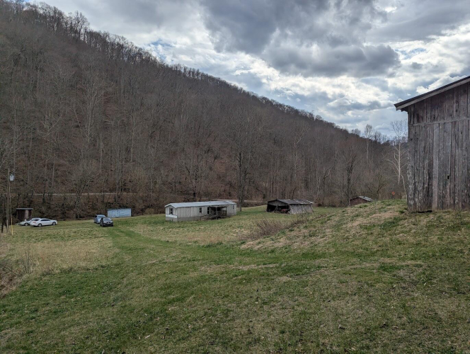 Listing Image 9