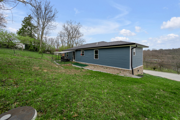 Listing Image 36