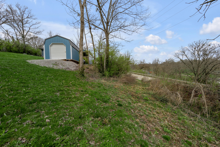 Listing Image 40