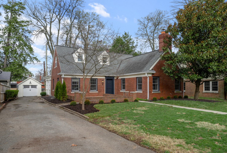 Listing Image 3