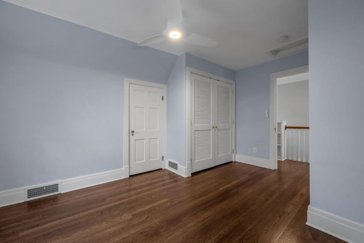 Listing Image 51