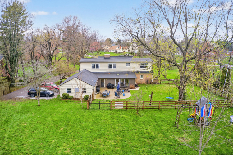 Listing Image 51