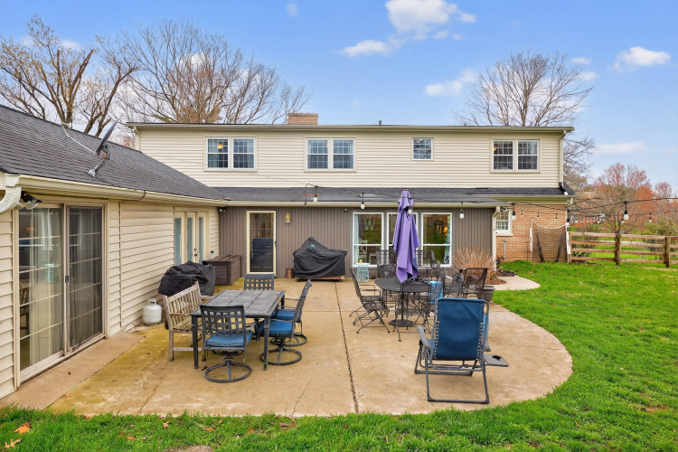 Listing Image 54