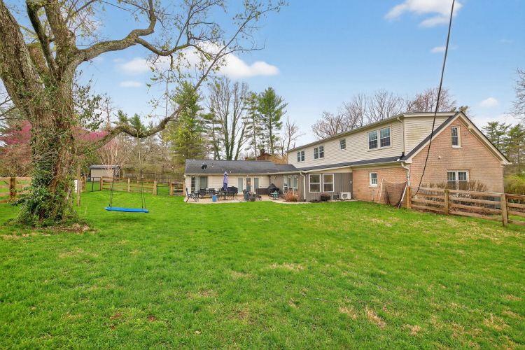 Listing Image 56