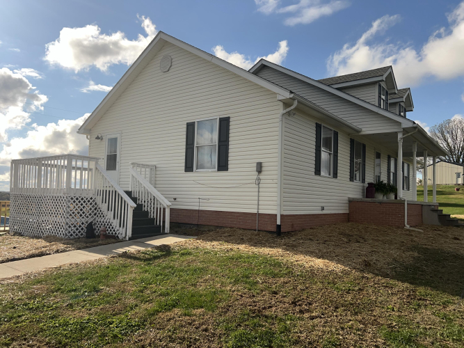 Listing Image 8