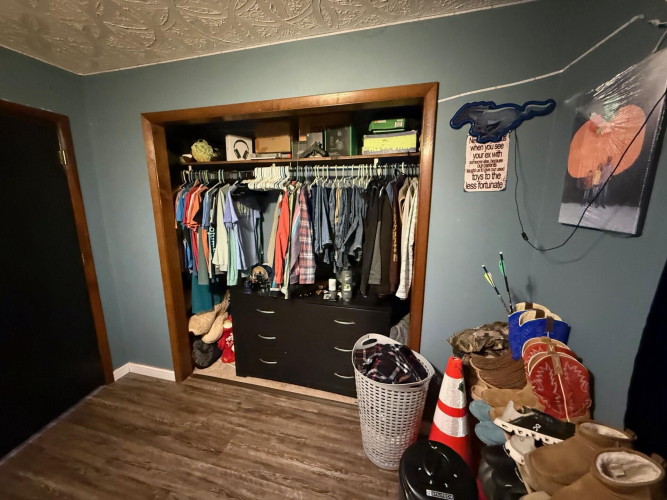 Listing Image 33