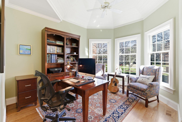 Listing Image 13