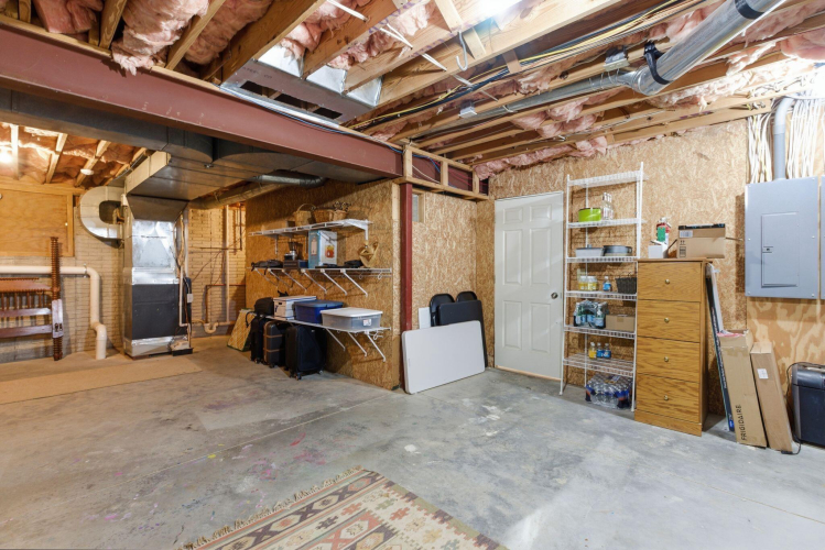Listing Image 62
