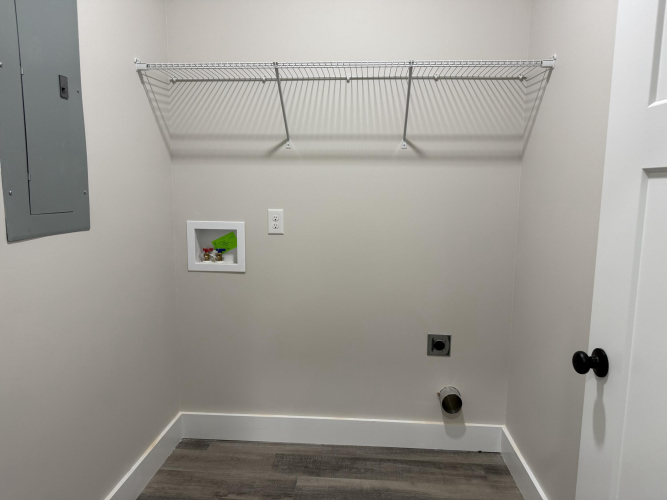 Listing Image 33
