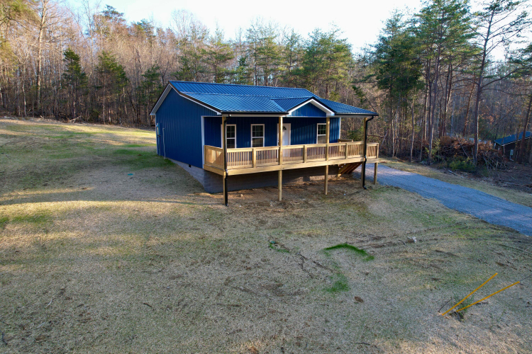 Listing Image 5