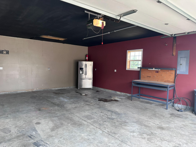 Listing Image 28