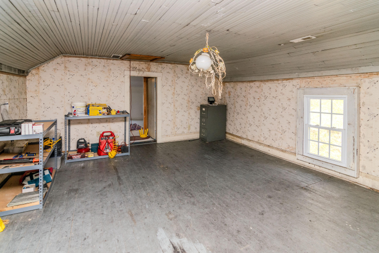 Listing Image 38