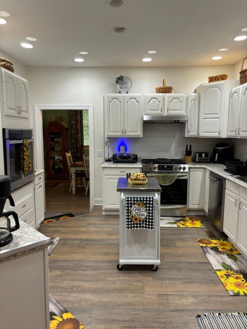 Listing Image 23