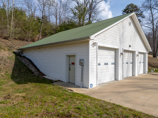 Listing Image 28