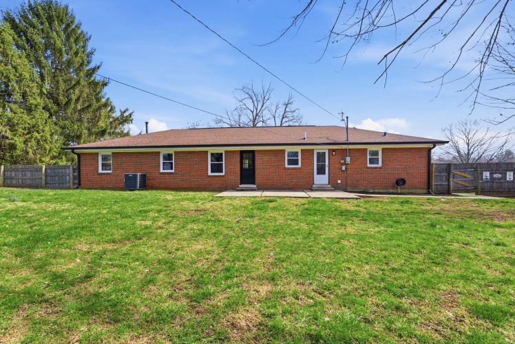 Listing Image 44