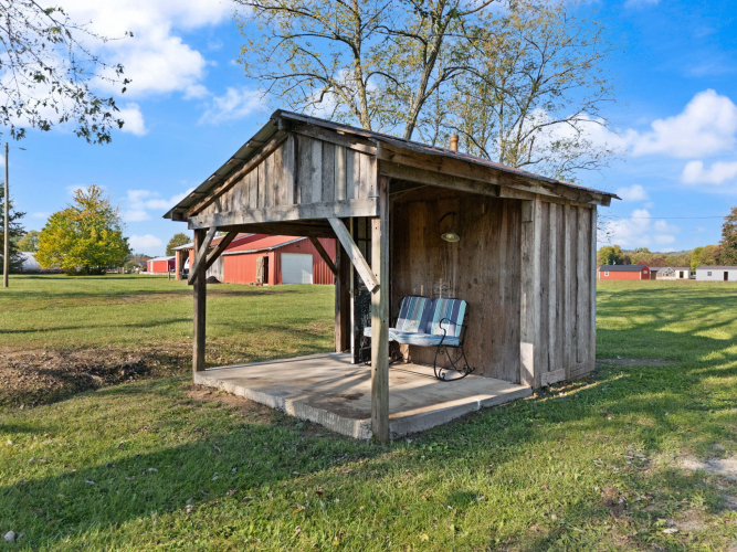 Listing Image 49