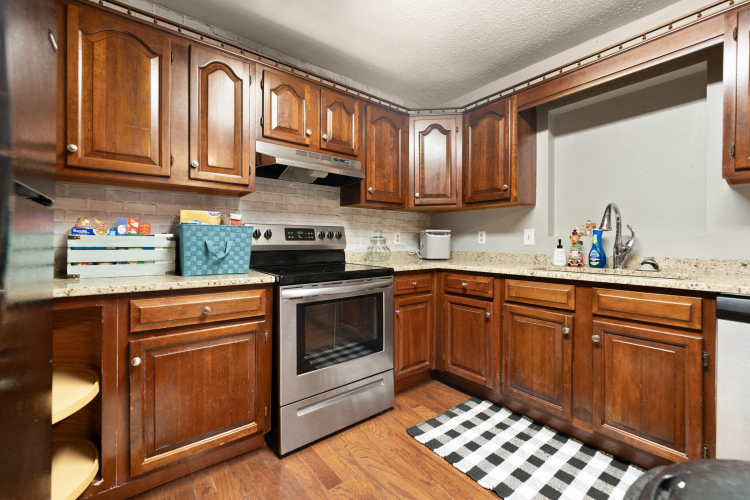 Listing Image 20